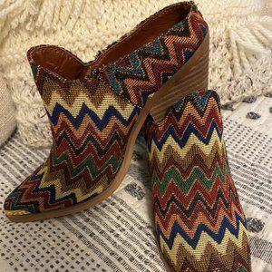 Chevron Print Heeled Mules with Gold Toe - Cato - 10 - NWT